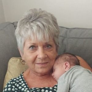 Meet your Posher, Sandra